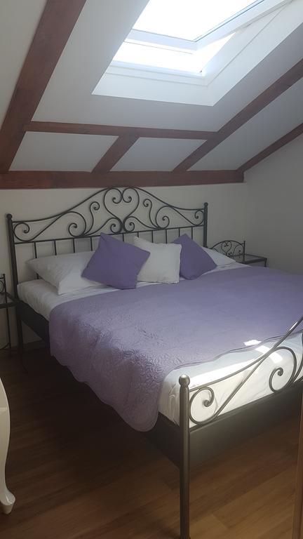 Apartment Azaleja Сали Екстериор снимка
